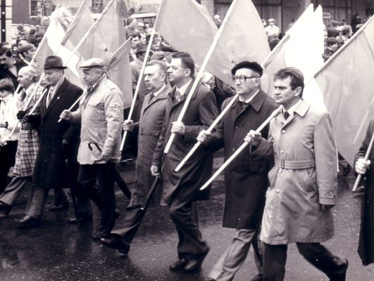 1-szy Maja 1985 r.
Pochód pierwszomajowy, pracownicy MZRiP
