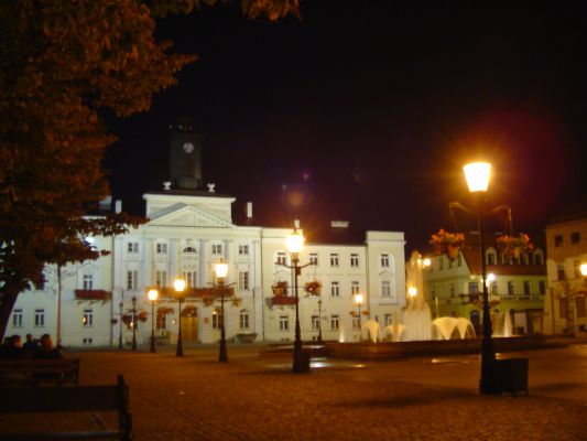 Ratusz
Wieczorem jakoś było ;)
Słowa kluczowe: ratusz