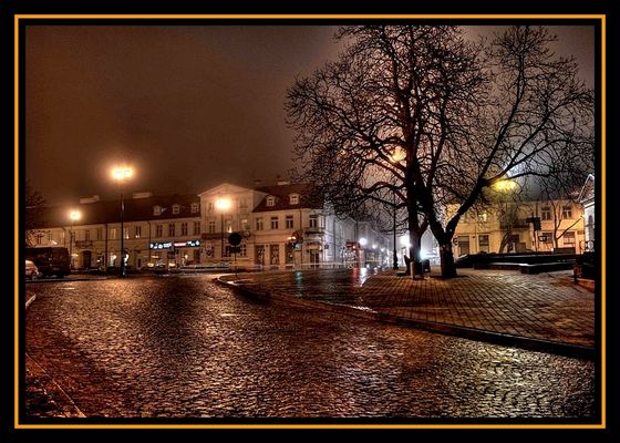 lekko pod górkę i Pl. Narutowicza
