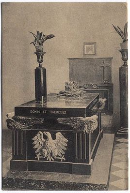 Katedra - grób książąt polskich.
