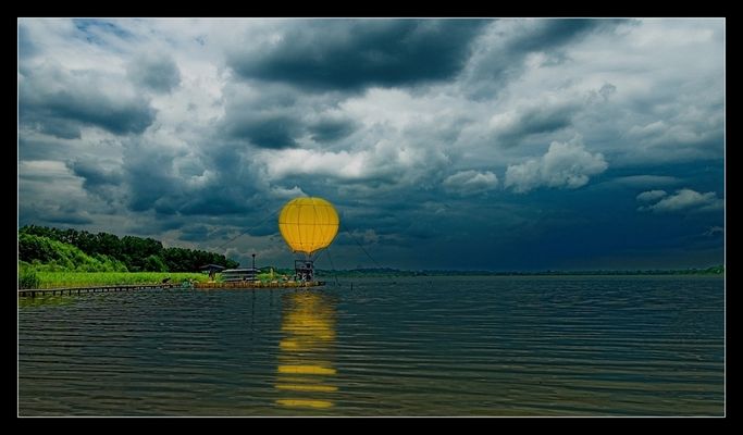 Jezioro Zdworskie w Koszelówce k/ Płocka
dla miłośników mocnych wrażeń przelot balonem po okolicy
