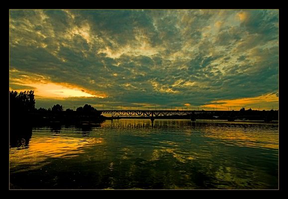 rz. WISŁA - Płock
yellow, black, blue
