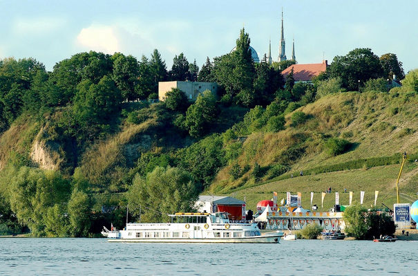 Skarpa wiślana w innym ujęciu .
