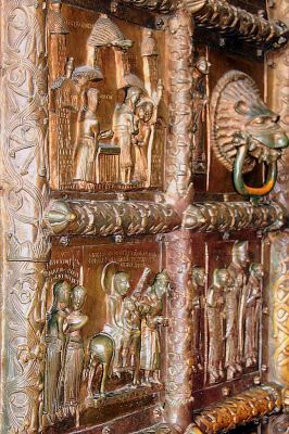 Katedra Płocka - fragment DRZWI PŁOCKICH.
