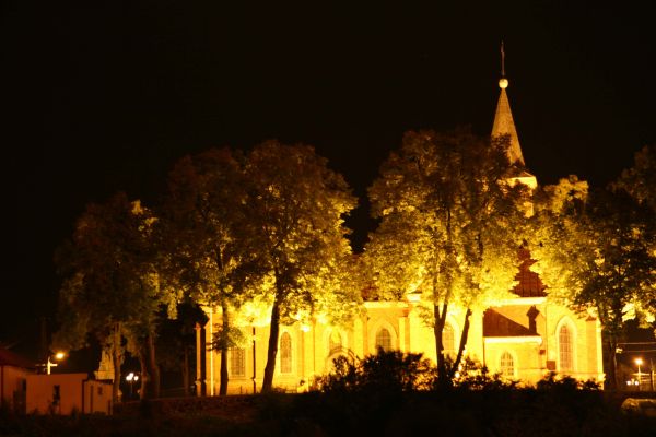 Kościół w Starej Białej
