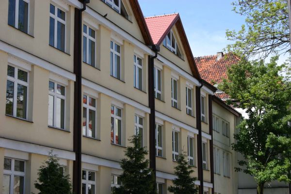 LO. im. St. Małachowskiego .
