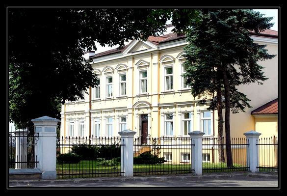 Parafia pw. św. Bartłomieja.
plebania
