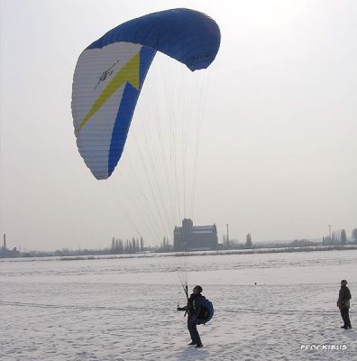 lotniarz nad Wisłą
[b]lotniarz nad Wisłą[/b] [url=http://republika.pl/plockibus/]Plockibus[/url]
Słowa kluczowe: lotniarz