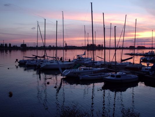 Widok na Morkę o zachodzie słońca
