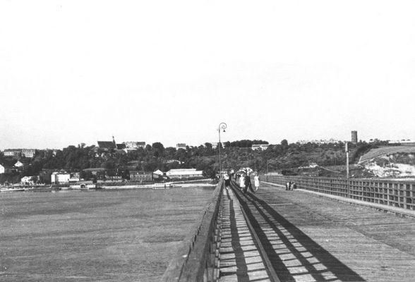Panorama Płocka z pierwszego mostu stałego - 1937/38
Panorama Płocka z pierwszego mostu stałego
