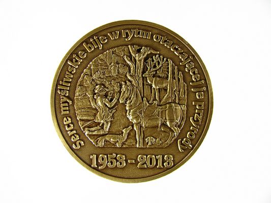 Medal okolicznościowy z okazji 60-lecia istnienia Koła Łowieckiego Im. Św. Huberta w Płocku
Rewers
Słowa kluczowe: www.swhubert.com.pl