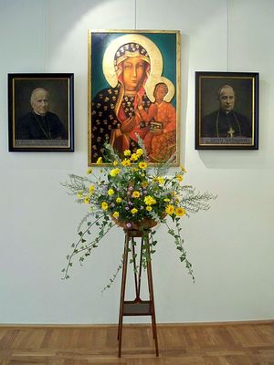 Muzeum Diecezjalne Płockie
 W sali biskupów ostatnio dodano portrety biskupów męczenników - Nowowiejskiego i Wetmańskiego.
Słowa kluczowe: Płock Muzeum Diecezjalne