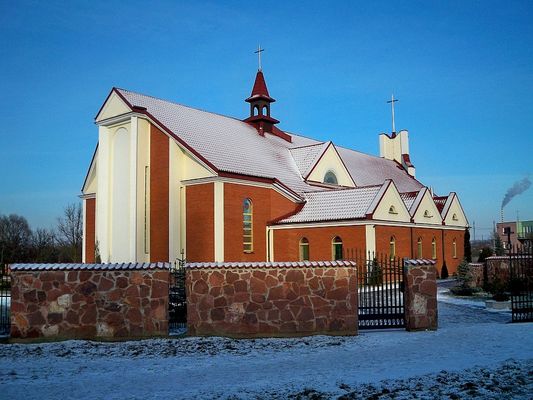 W styczniowym słońcu
Kościół na skarpie.
Słowa kluczowe: Skarpa