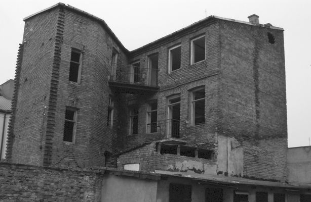 Rudera
Brzydsza strona Nowego Rynku
