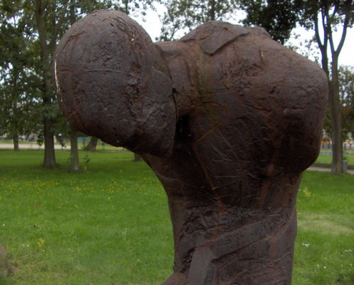 Pomnik Ofiar Totalitaryzmu
Zbliżenie (ul. Łukasiewicza)
