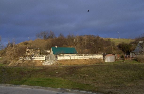 Zbieg Skarpy Wiślanej z Jarem Brzeżnicy
Ostatnie zabudowania Starego Miasta.
