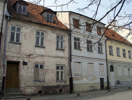 Pryszcze na "twarzy" Starego Rynku
