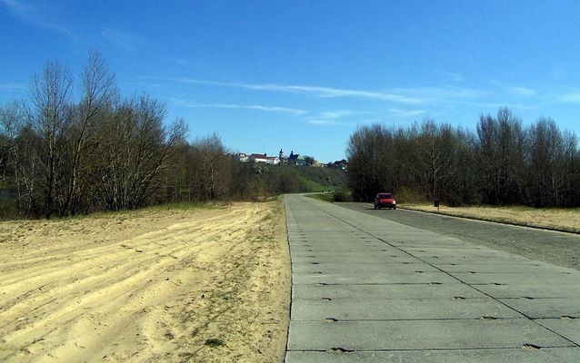 Plażowa autostrada
Widok z Sobótki.
