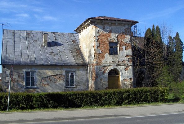 Zajazd
Dawny zajazd zbudowany w poł. XIX wieku w Staroźrebach.
Słowa kluczowe: Staroźreby