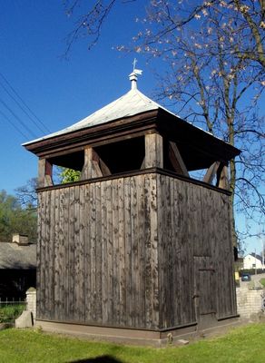 Zamknięte na kłódkę
Dzwonnica w Trzepowie.
Słowa kluczowe: Trzepowo dzwonnica