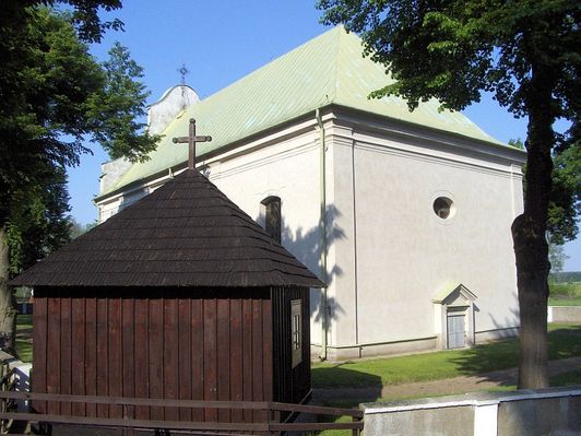 Kępa Polska
Drewniana kaplica i murowany kościół.
Słowa kluczowe: Kępa Polska