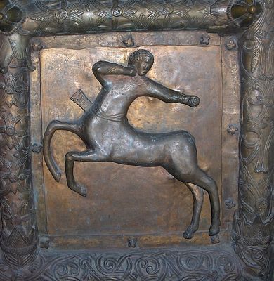 DRZWI PŁOCKIE - detal
Kwatera z centaurem
Słowa kluczowe: katedra drzwi płockie centaur