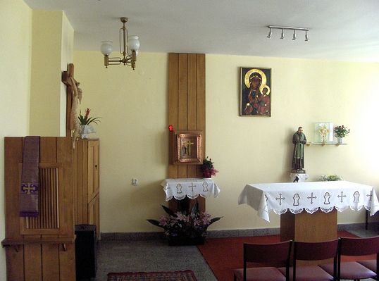 Kaplica'
Fragment wnętrza szpitalnej kaplicy.
Słowa kluczowe: Winiary szpital kaplica