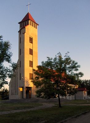 Kościół w Maszewie
W świetle zachodzącego słońca.
Słowa kluczowe: Maszewo kościół