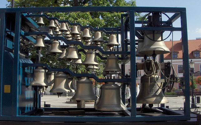 Dzwony i dzwonki carillonu

