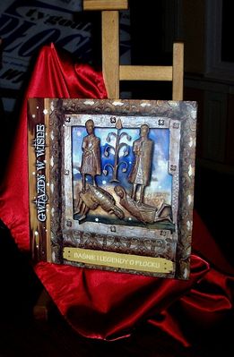 Promocja książki
Tak wygląda książka - album wydana przez Płocką Galerię Sztuki.
