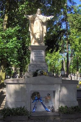 Płocki stary cmentarz
Grobowiec Lasockich.
