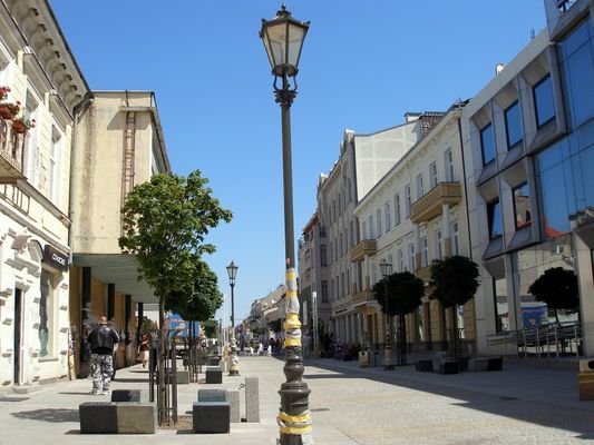 W obiektywie łodzianina I
Tumska z "opakowanymi" latarniami.
