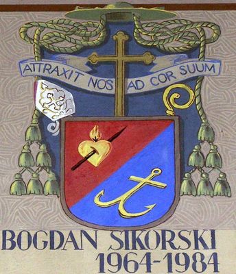 HERBOWY POCZET BISKUPÓW PŁOCKICH wg fryzu w katedrze płockiej
78. Bogdan Marian Sikorski herb kapłański (1964 - 1984)
Słowa kluczowe: katedra herb biskup Sikorski
