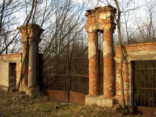 Studzieniec - Pałac
Brama i furtki.
Słowa kluczowe: Studzieniec