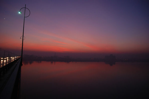 most legionów inaczej
30 grudnia 2008r ostatnie zdjęcia w starym roku
Słowa kluczowe: most legionów płock wisła 