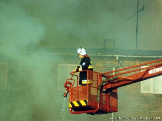 zabrakło wody
akcja gaszenia CHT w 1998r
Słowa kluczowe: tayger