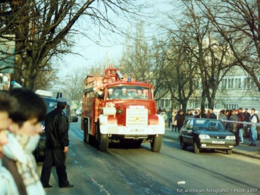 Akcja gaszenia CHT w 1998r
W drodze
Słowa kluczowe: tayger
