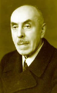 Aleksander Bolesław Maciesza (1875 - 1945)
Inicjator powołania Gimnazjum im. Władyslawa Jagiełły w 1906r., gdzie był lekarzem i nauczycielem. Prezes Towarzystwa Naukowego Płockiego w latach 1907 - 1945. W 1917r. został pierwszym burmistrzem Plocka, a od 1919r. prezydent miasta. Z zamiłowania fotograf.
