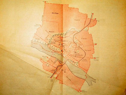 mapka pn. "obiekty poza trasami zwiedzania" z Przewodnika "Płock" Zbigniewa Sokołowskiego, 1974r.
??? ktoś miał wizję zasięgu dzisiejszego Płocka ???
Proroctwo sprawdziło się, ale poza Białą Nową i Maszewem 
