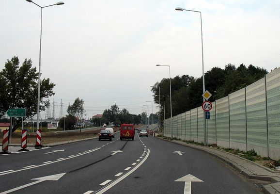 druga nitka ul. Wyszogrodzkiej,  3.IX.2007r.
na ścianie antyakustycznej tyyyyle miejsca na plakaty wyborcze
