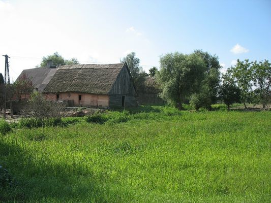 stary dom nad Wisłą w gminie Gąbin
był zalany przez powódź majową  2010r. - ciekawe czy nie jest do rozbiórki
Słowa kluczowe: stary dom nad Wisłą w gminie Gąbin