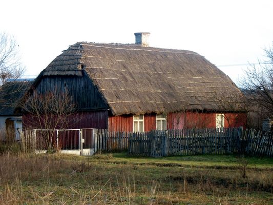 drewniany dom kryty strzechą
Wykowo - Deśnice
Słowa kluczowe: chata Wykowo