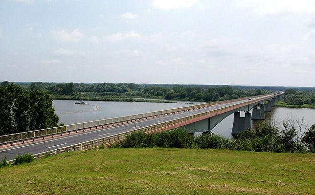 most w Wyszogrodzie
***
Słowa kluczowe: most w Wyszogrodzie Wisła