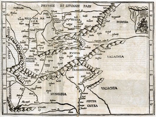 Mapa Węgier, Polski, Rusi, Prus i Wołoszczyzny, 1525r.
tzw. czwarte wydanie, ptolemejskiej mapy Waldseemüllera z 1507r. zamieszczone w wydaniu dzieła "Claudii Ptolemaei Geographicae enarrationis..."   Drzeworyt  25,5cm, x 36,2cm.  Widoczne góry, rzeki i niektóre miasta, a w tym Płock w pisowni oryginalnej  "Plozko"
