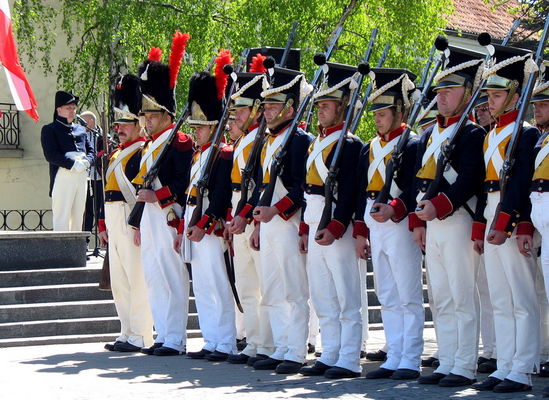 4. pułk piechoty Xięstwa Warszawskiego uformowany w 1807r. w Płocku
czwartacy przed pokazem musztry
