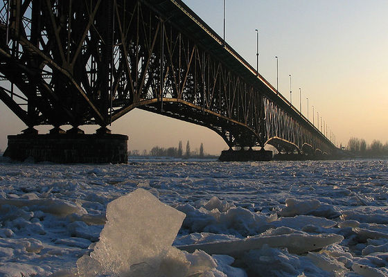 Lód na Wisle
zima , luty 2005
