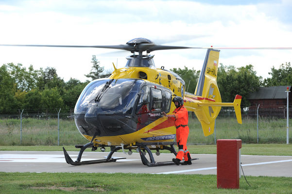 Eurocopter EC 135 - nowy śmigłowiec LPR w Płocku
Słowa kluczowe: EC135 Eurocopter helikopter LPR pogotowie lotnicze