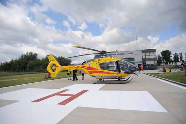 Przekazanie nowego śmigłowca EC 135 filii Lotniczego Pogotowia Ratunkowego
