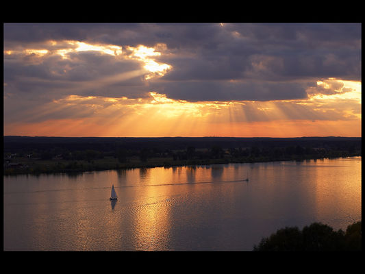 Wisła
widok ze skarpy to my mamy ładny :)

