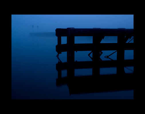 u wejscia do portu w Radziwiu
bardzo wczesnym rankiem 
